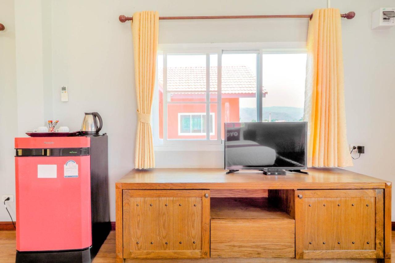 Oyo 748 Pada Homestay Mu Si Exterior photo